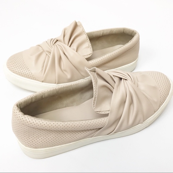 mia knot sneakers